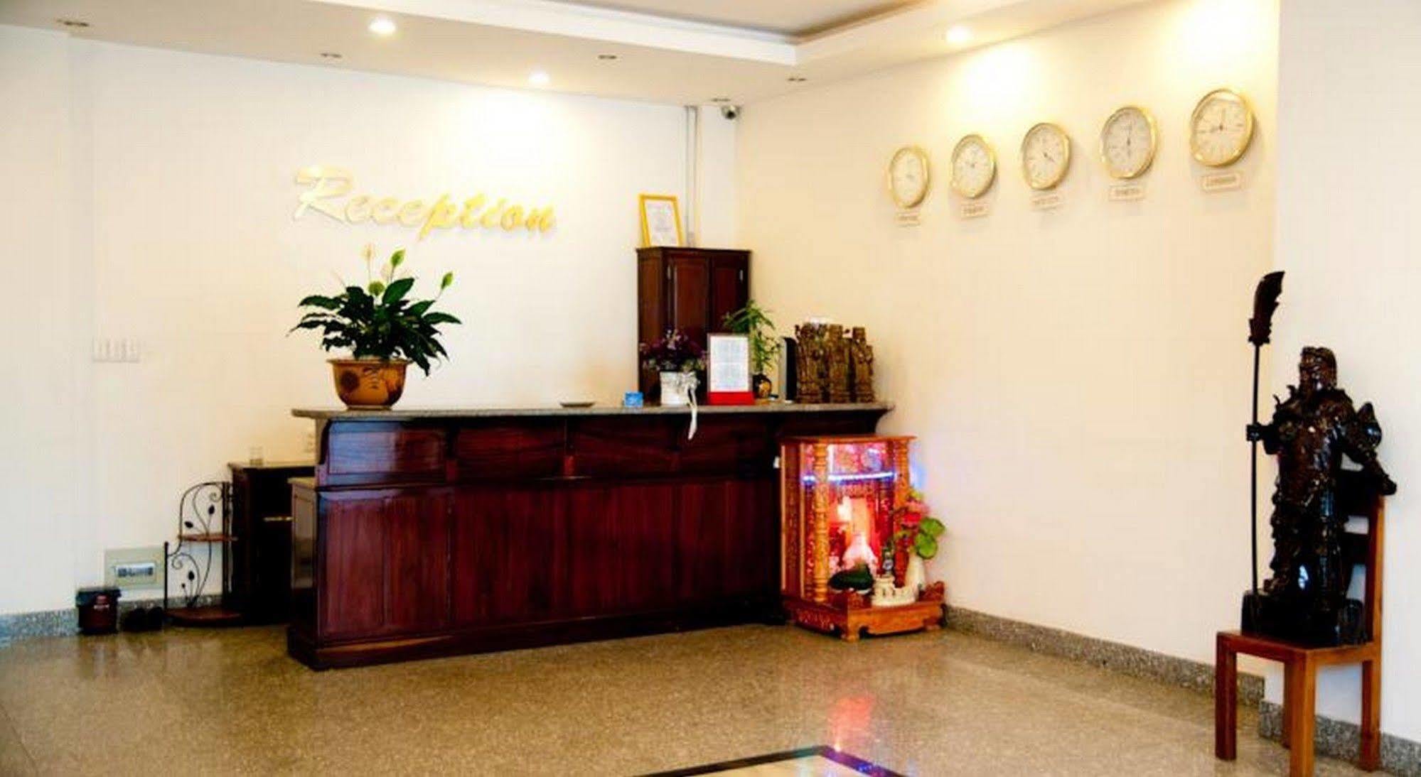 Hotel Golden Lotus Hue Exterior foto